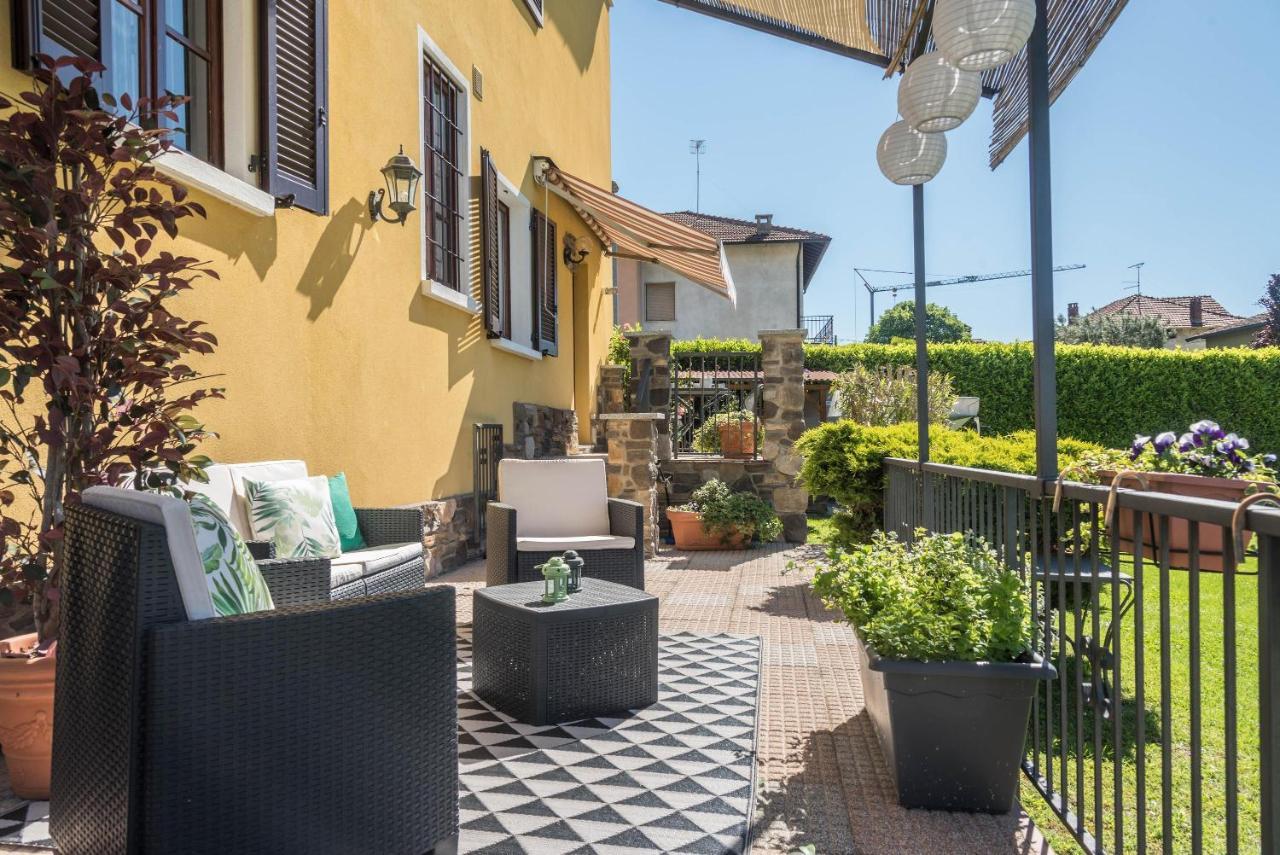 Tinas Yellow Home Leggiuno Exterior photo